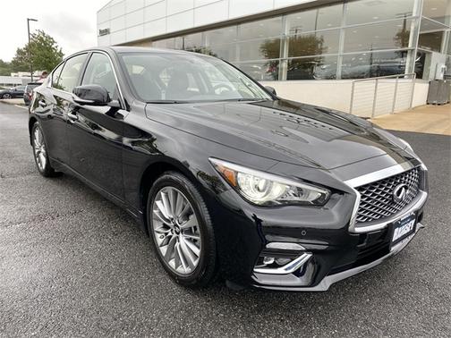 2022 INFINITI Q50 LUXE