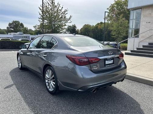 2023 INFINITI Q50 LUXE