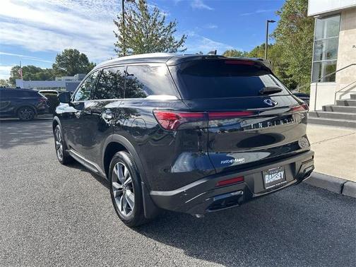 2025 INFINITI QX60 LUXE