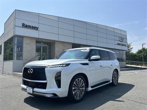 2025 INFINITI QX80 SENSORY