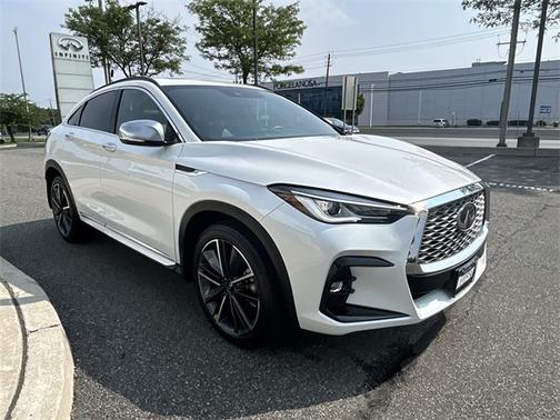 2024 INFINITI QX55 LUXE