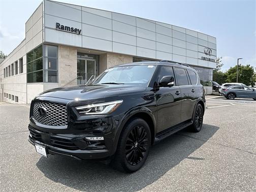 2023 INFINITI QX80 SENSORY