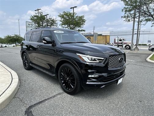 2023 INFINITI QX80 SENSORY