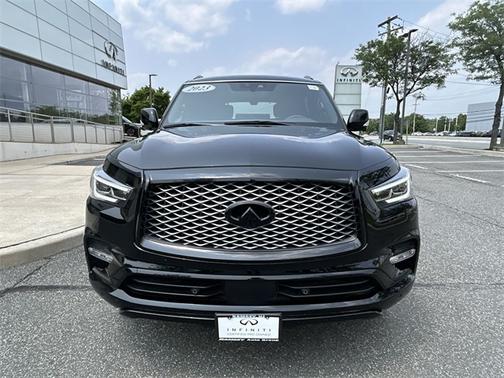 2023 INFINITI QX80 SENSORY