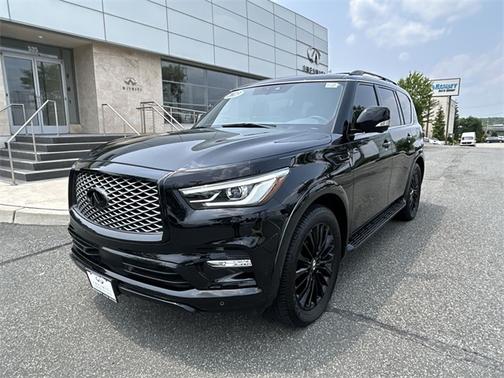 2023 INFINITI QX80 SENSORY