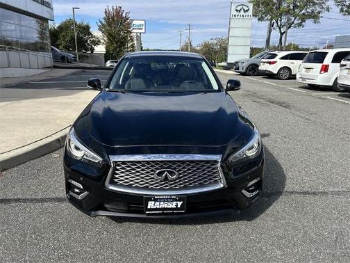 2023 INFINITI Q50 LUXE