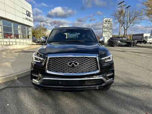 2024 INFINITI QX80 SENSORY