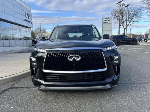 2025 INFINITI QX80 SENSORY