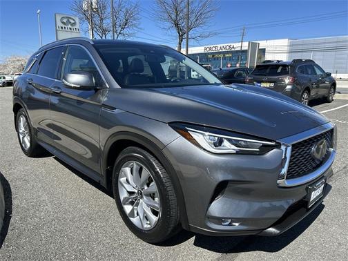 2022 INFINITI QX50 LUXE
