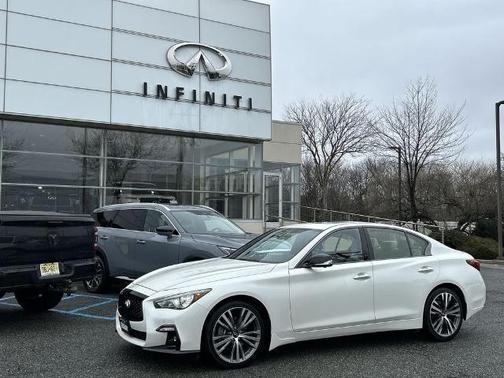 2023 INFINITI Q50 SENSORY