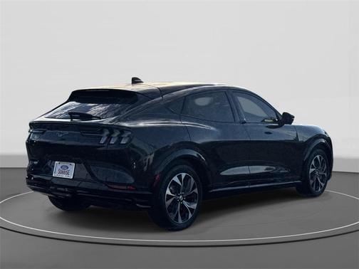 2022 Ford Mustang Mach-E Premium