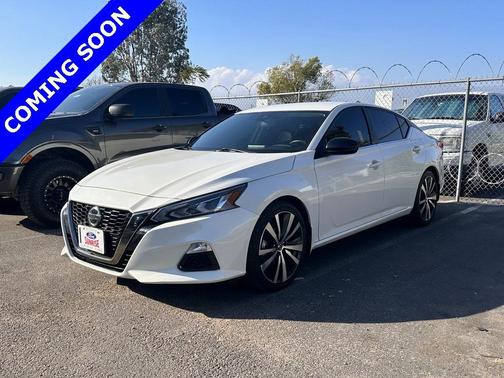 2022 Nissan Altima 2.5 SR