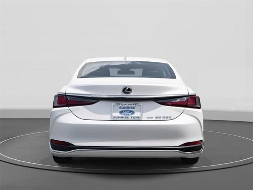 2022 Lexus ES 250 Base