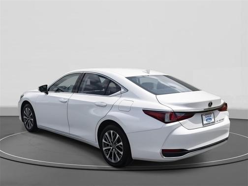 2022 Lexus ES 250 Base