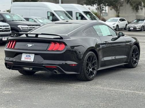 2019 Ford Mustang EcoBoost