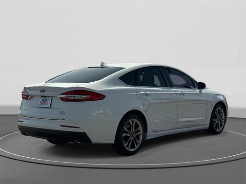 2020 Ford Fusion SEL