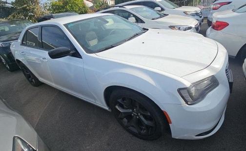 2022 Chrysler 300 Touring