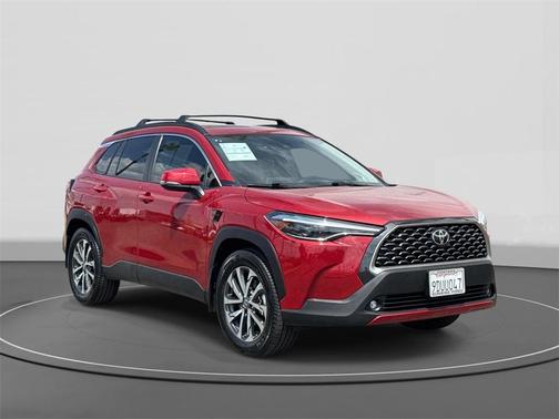2022 Toyota Corolla Cross XLE