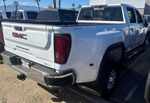 2023 GMC Sierra 3500 SLT