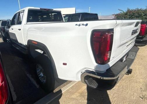 2023 GMC Sierra 3500 SLT