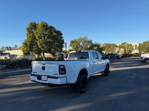 2024 RAM 3500 Laramie