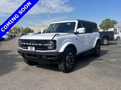 2024 Ford Bronco Outer Banks