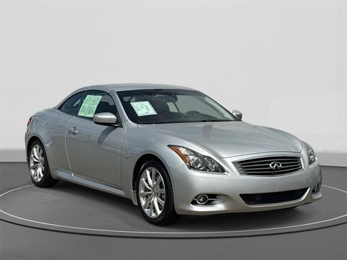 2014 INFINITI Q60 Base