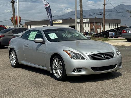 2014 INFINITI Q60 Base