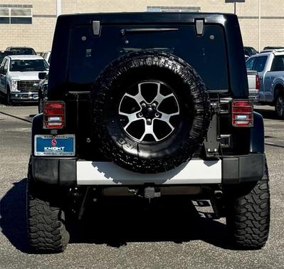 2012 Jeep Wrangler Unlimited Sahara