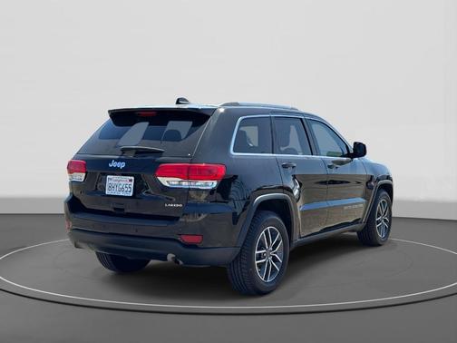 2019 Jeep Grand Cherokee Laredo E