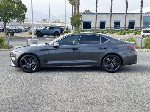 2023 Genesis G70 2.0T