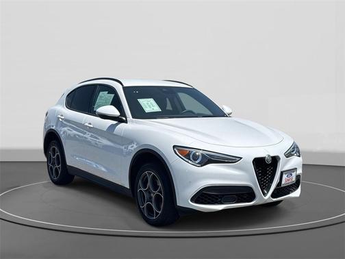 2022 Alfa Romeo Stelvio Sprint