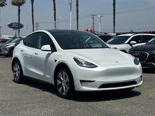 2022 Tesla Model Y Long Range