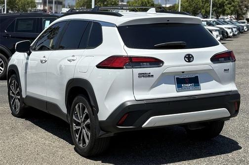 2022 Toyota Corolla Cross XLE