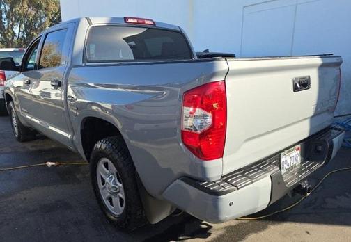 2018 Toyota Tundra SR5