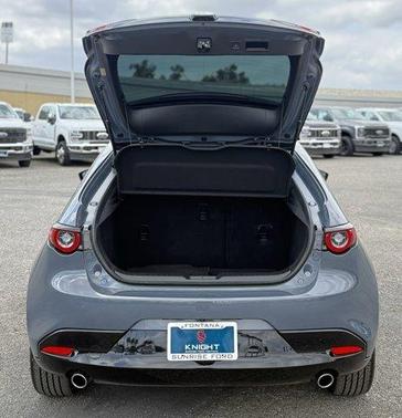 2023 Mazda Mazda3 Carbon Edition