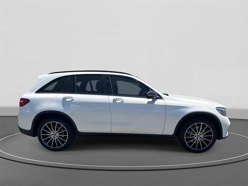 2018 Mercedes-Benz GLC 300 Base