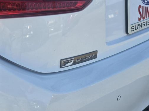 2017 Lexus RC 200t Base