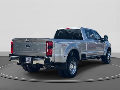 2024 Ford F-450 Lariat