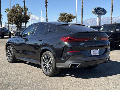 2021 BMW X6 xDrive40i