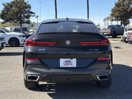2021 BMW X6 xDrive40i