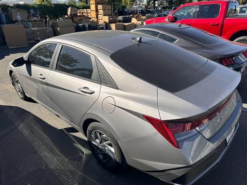 2024 Hyundai ELANTRA HEV Blue