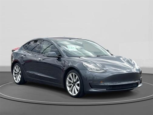 2019 Tesla Model 3 Long Range