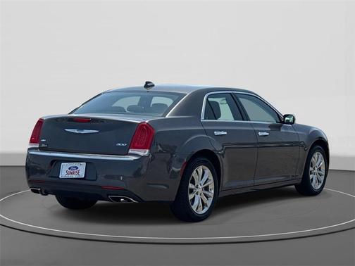 2019 Chrysler 300 Limited