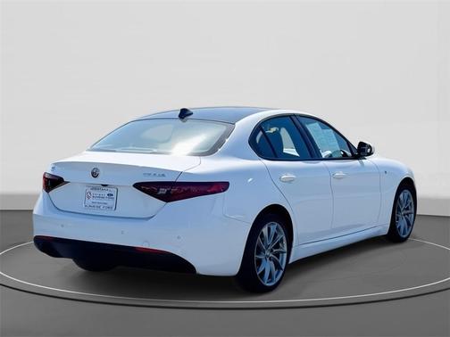 2022 Alfa Romeo Giulia Ti