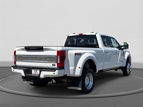 2022 Ford F-450 LIMITED