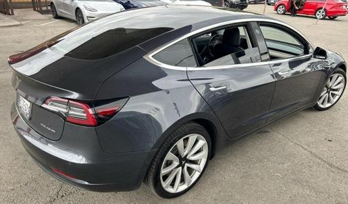 2018 Tesla Model 3 Long Range