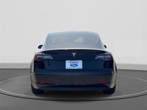 2019 Tesla Model 3 Standard Range Plus