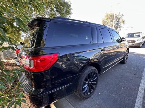 2021 Lincoln Navigator L Reserve