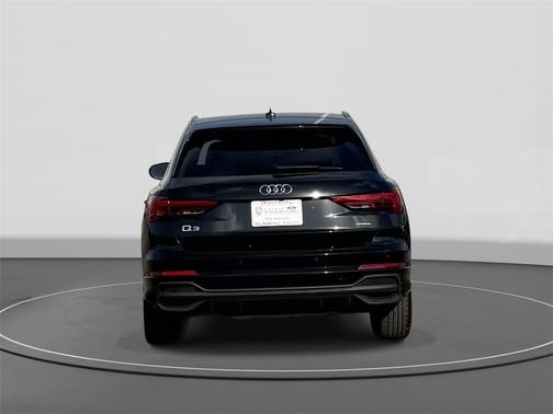 2023 Audi Q3 45 S line Premium